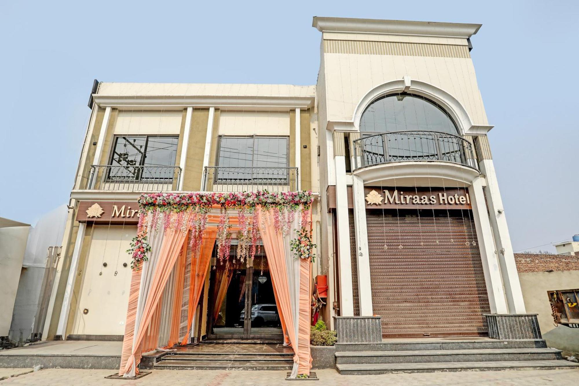 Hotel O Miraas Hotel And Banquet Hall Ludhiana Esterno foto